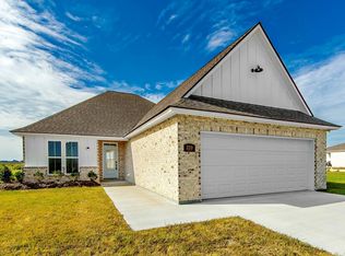 320 Arlington Dr, Thibodaux, LA 70301