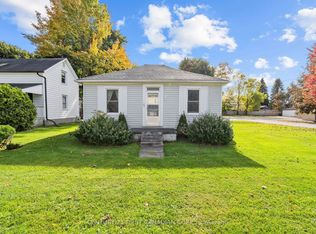 163 George St, North Middlesex, ON N0M1A0
