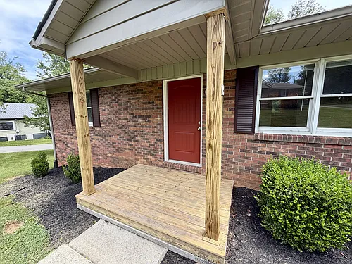 111 Beecher St Photo 1