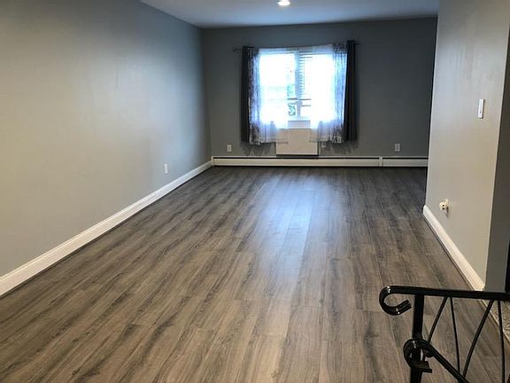 2nd image of 8911 Aubrey Ave Floor 3