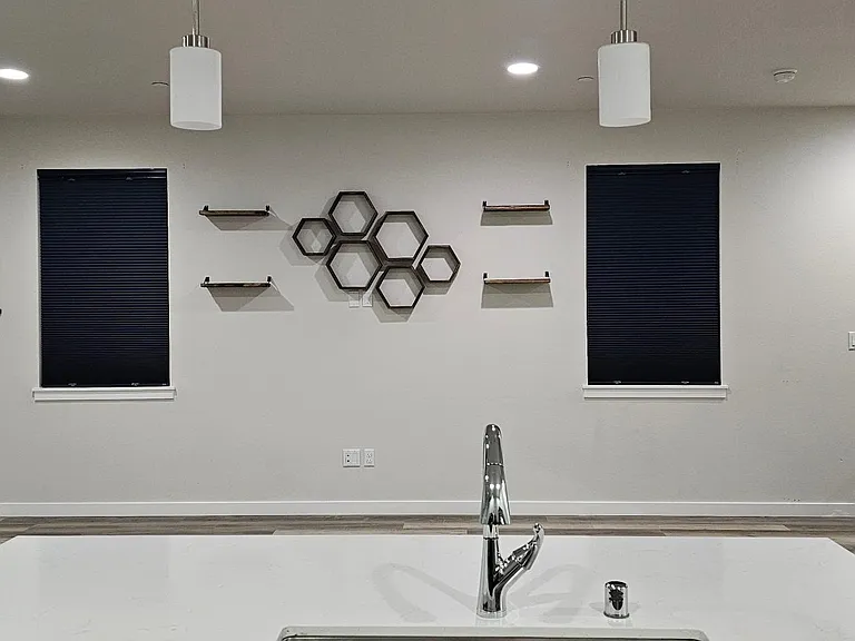 Honeycomb blinds that can be opened from Bottom/top