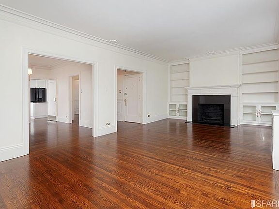 3rd image of 2235 Jackson St Unit 2