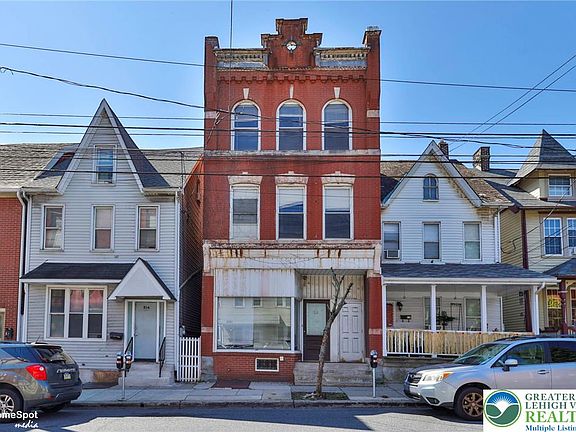 2nd image of 512 E 4th St