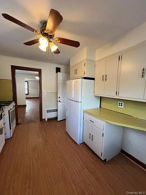 2 bed, 1.0 bath, 1200 sqft, $2,500 — Photo 2