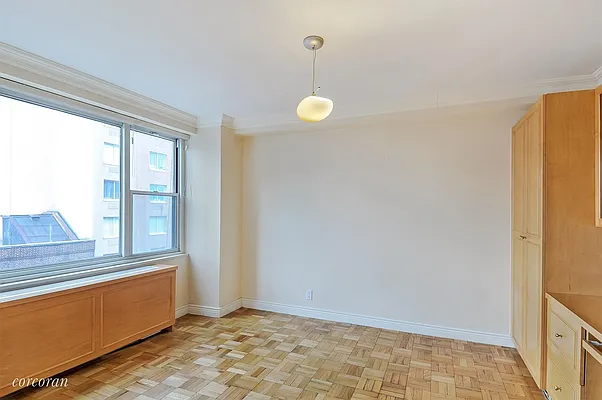 Sold by Corcoran | media 19