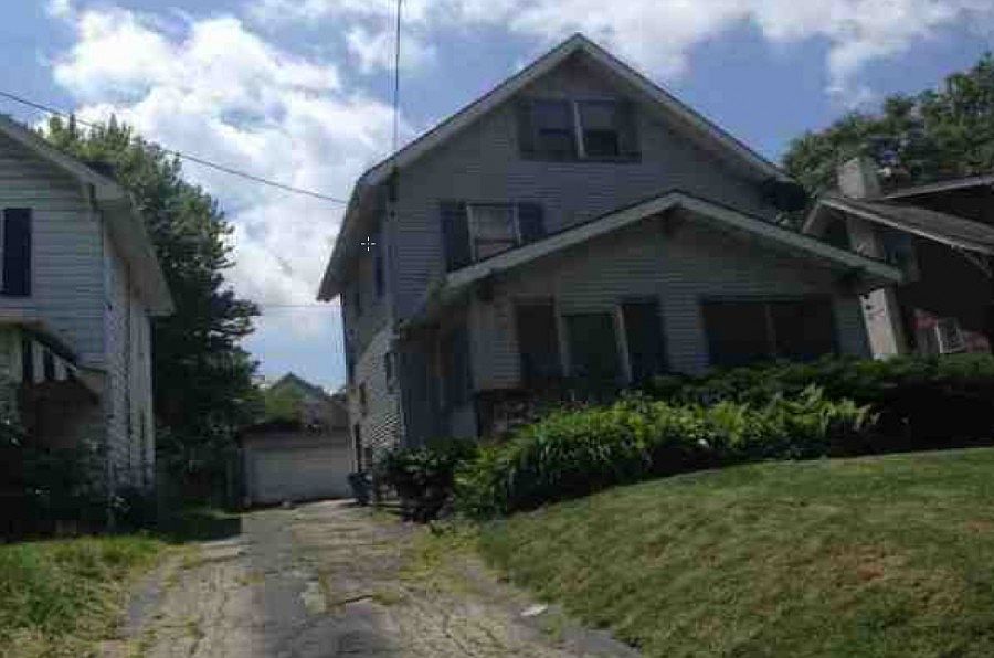 1st image of 323 E Lucius Ave