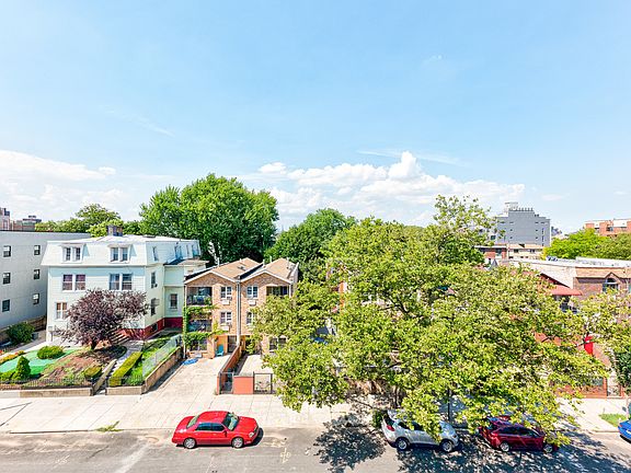 4th image of 232 Quincy St #Bb4