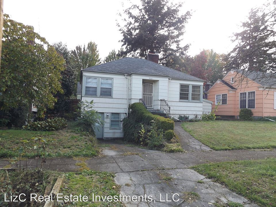 2nd image of 5732 N Vancouver Ave