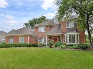 3117 Turnberry Rd, St Charles, IL 60174