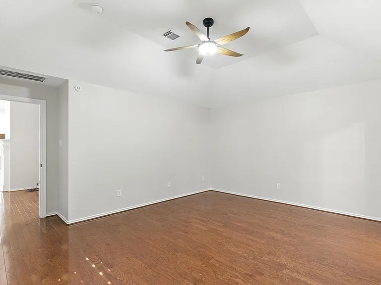 28527 Connordale Ln — Photo 18