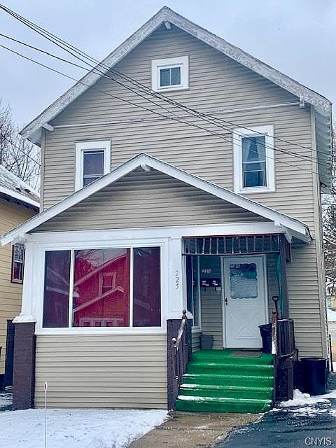 1st image of 216 Rockland Ave