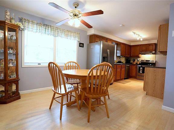 4th image of 2667 County Road 47