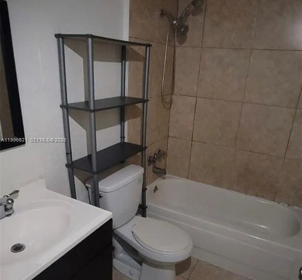 1805 W 56th St #209 — Photo 8