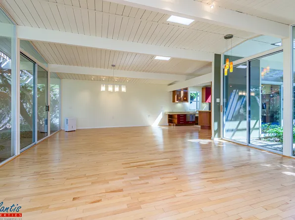 739 Holly Oak Dr, Palo Alto, CA 94303