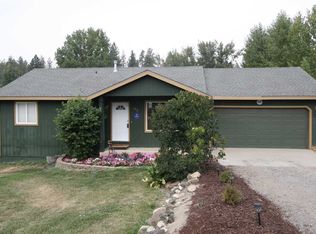 173 NE Stringham Rd, Rockford, WA 99030