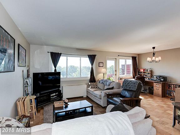 5th image of 1830 Columbia Pike APT 412