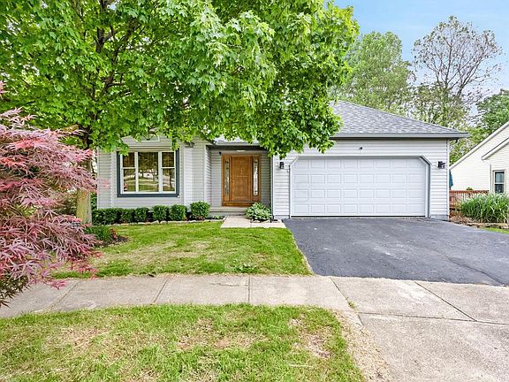 2nd image of 497 Hillview St