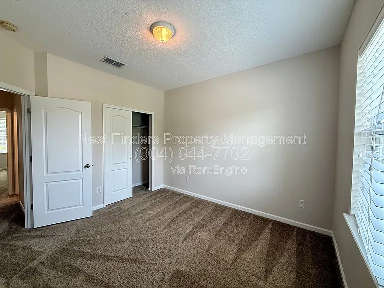 145 Woodfield Ln — Photo 39