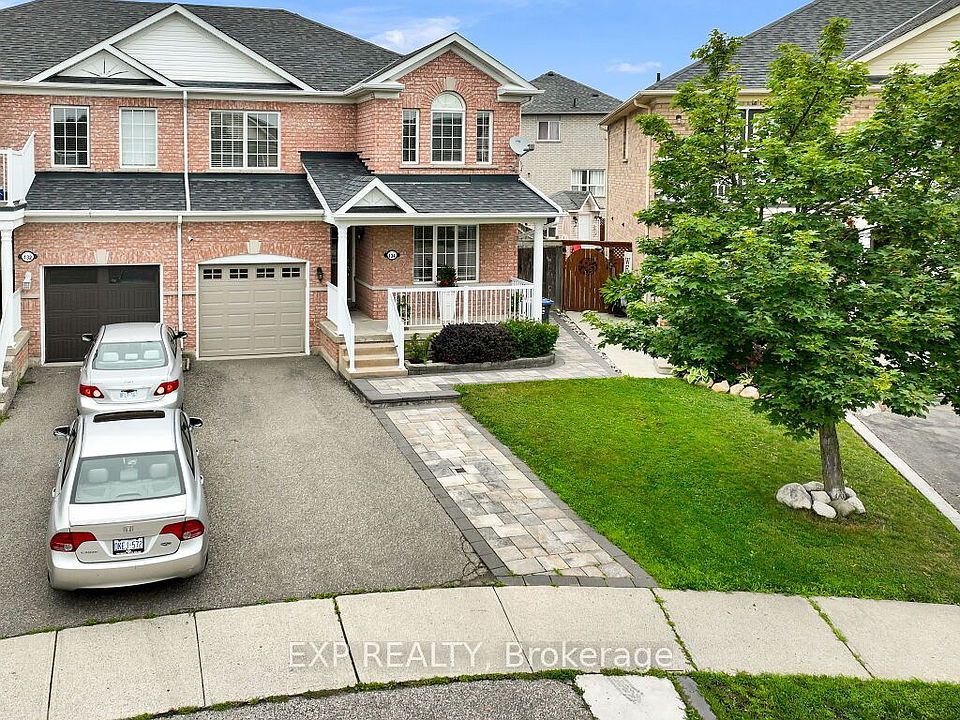 1st image of 134 Dells Cres