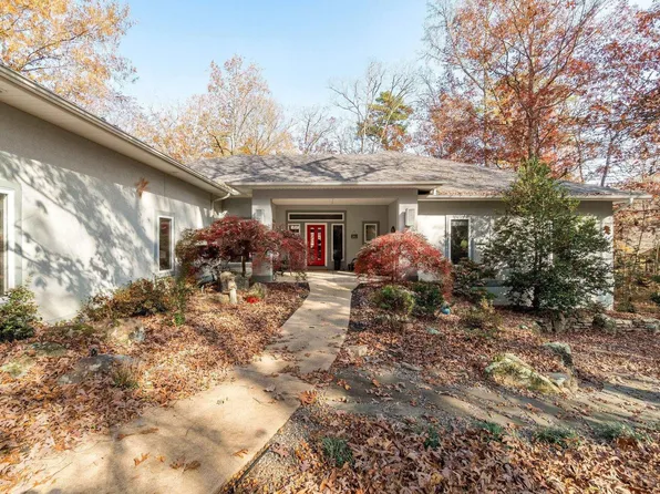 3 Delgado Ln, Hot Springs Village, AR 71909