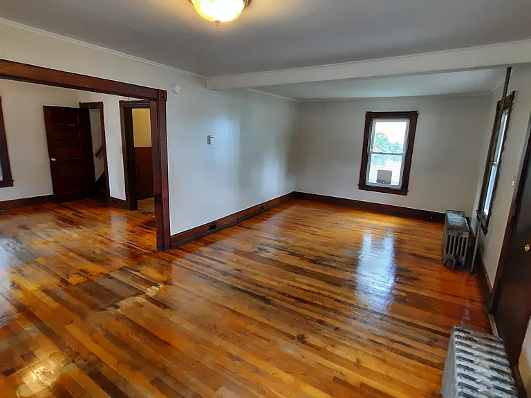 414 Lower Main St — Photo 5