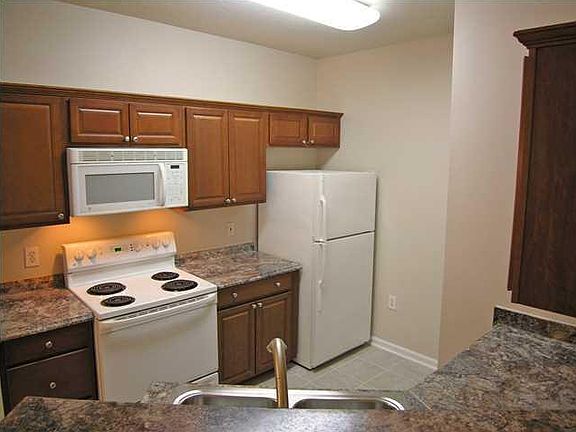 2nd image of 1300 Park West Blvd Unit 501