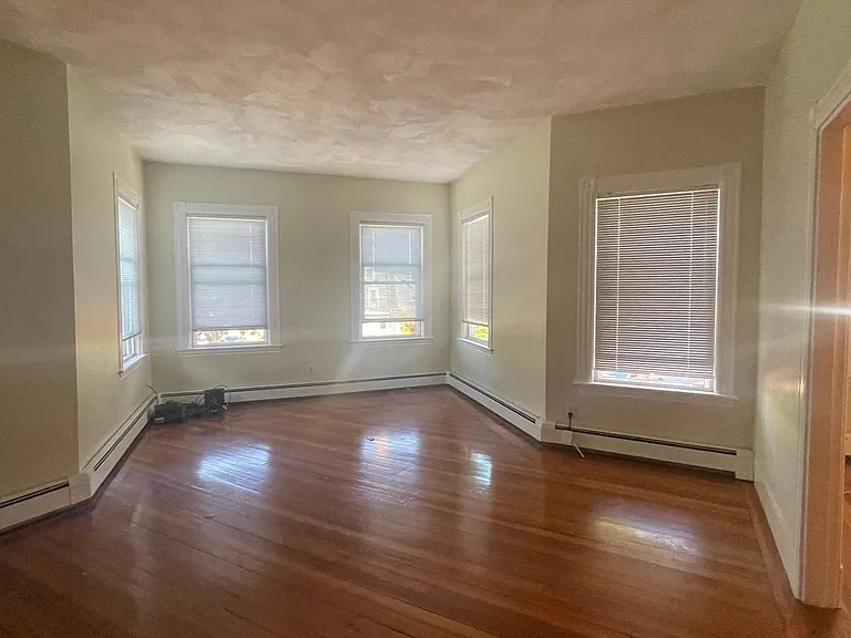 110 Quincy Ave #2 — Photo 7