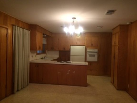 3rd image of 2302 College Dr