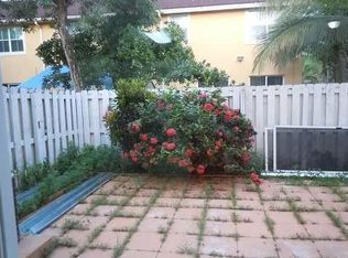 8497 SW 166th Pl, Miami, FL 33193