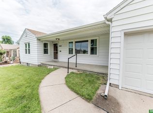 1925 S 47th St, Omaha, NE 68106