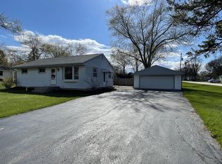8843 S 79th St, Franklin, WI 53132