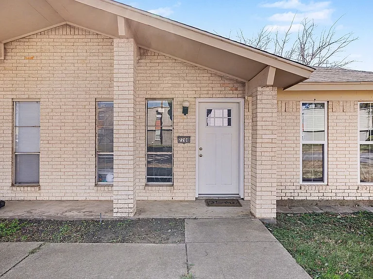 7700 Mary Dr #7702 — Photo 10