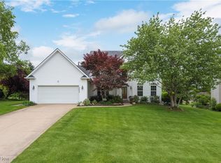 3000 Century Ln, Avon, OH 44011