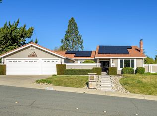 305 Mountaire Pkwy, Clayton, CA 94517