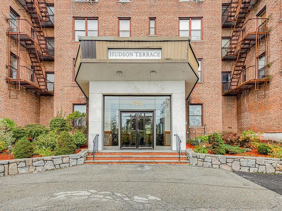 1st image of 650 Warburton Avenue #5L