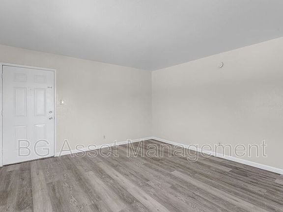 5th image of 1932 Ethan Way #7