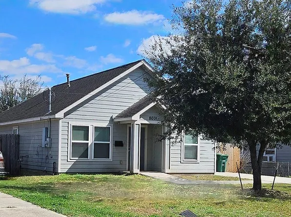8031 Canyon St, Houston, TX 77051