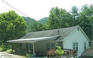 2nd image of 6084 Highway 840