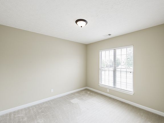 3rd image of 1104 Cavaletti Cir E