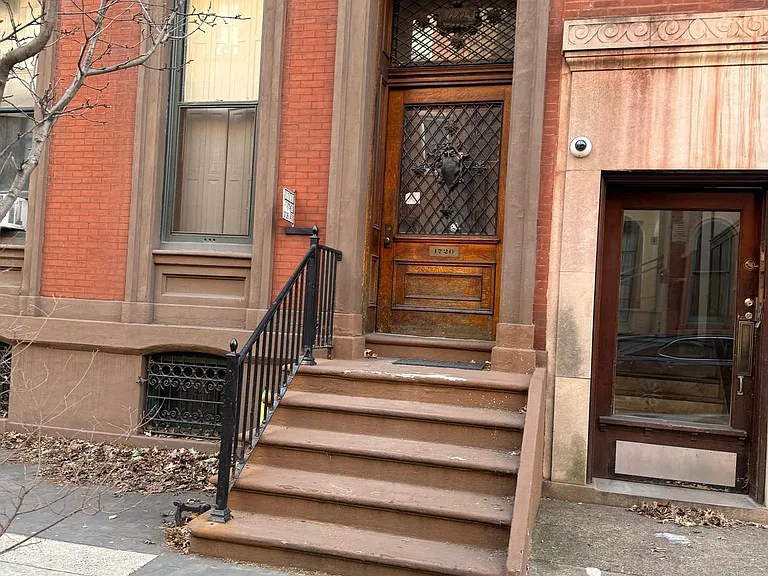 1720 Spruce St #5 — Photo 1