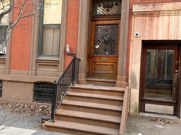 1720 Spruce St #5, Philadelphia, PA 19103