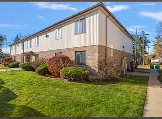 16411 E 10 Mile Rd APT 4, Eastpointe, MI 48021