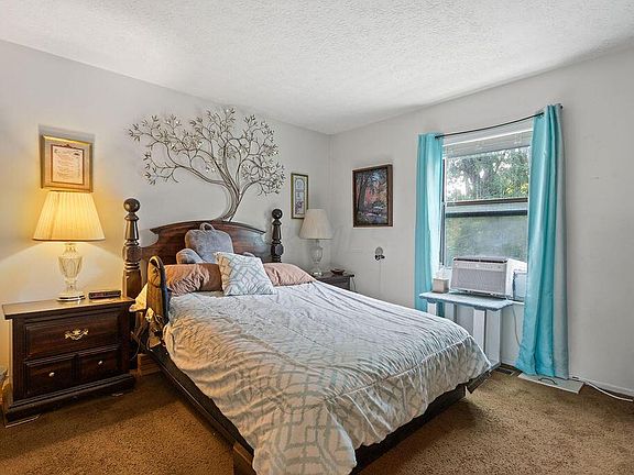 5th image of 2094 Summer Breeze Dr
