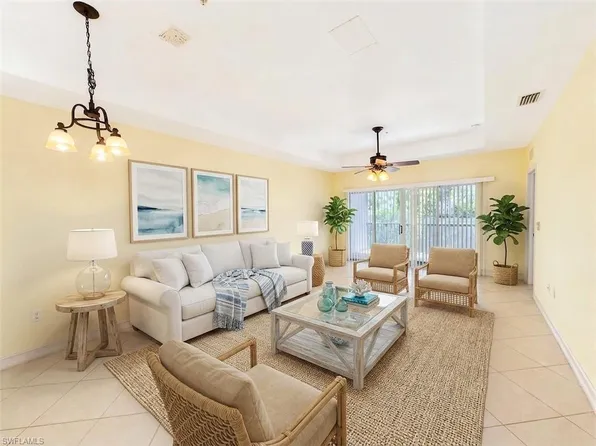 7811 Regal Heron CIR #302, NAPLES, FL 34104