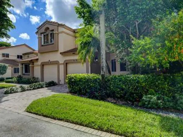6784 Via Regina, Boca Raton, FL 33433