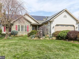 415 Homestead Dr, Lebanon, PA 17042