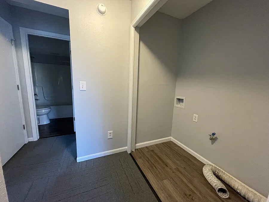 Stone Dr. 360 — Photo 2