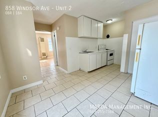 858 Windsor Ave UNIT 2, Windsor, ON N9A 1K2