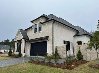 560 N Corniche Du Lac, Covington, LA 70433