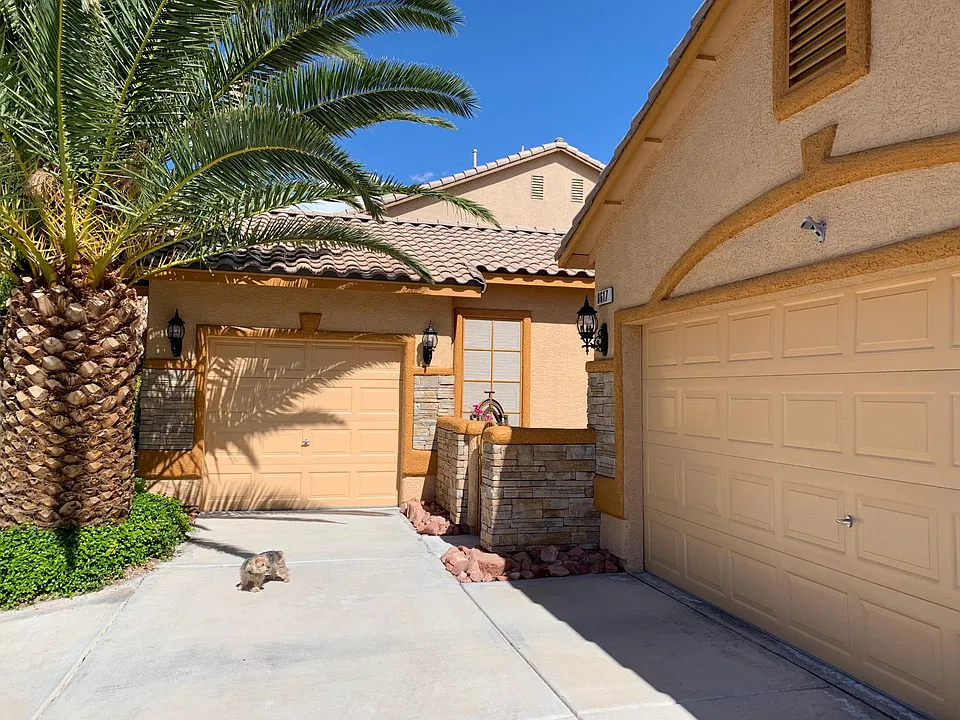 8617 Vivid Violet Ave